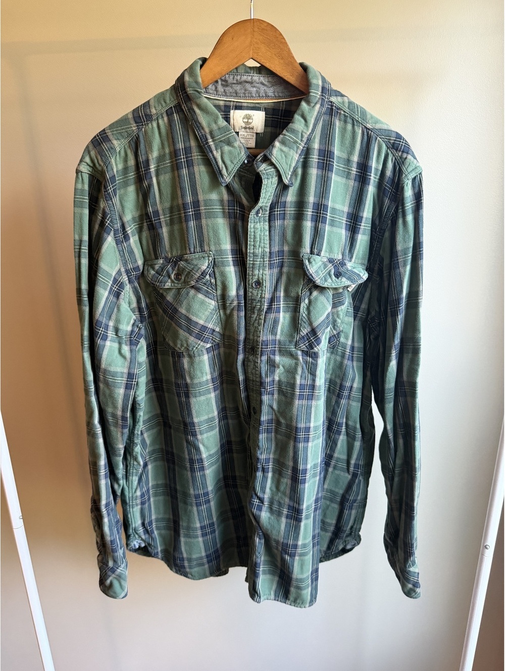 Timberland 100% cotton plaid button down long sleeve shirt